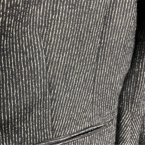 Anthropologie Cartonnier Wool Blend Bell Sleeve Navy Pinstripe Blazer - Picture 7 of 9